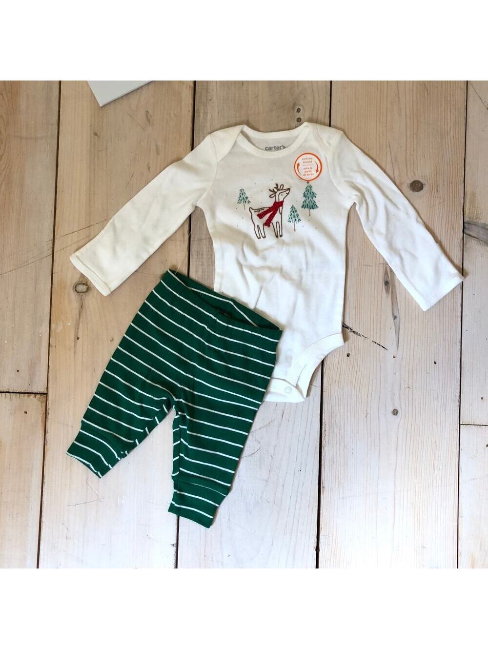 Carter's NWOT Christmas Reindeer Sleeper and Pants White Green Size 3M